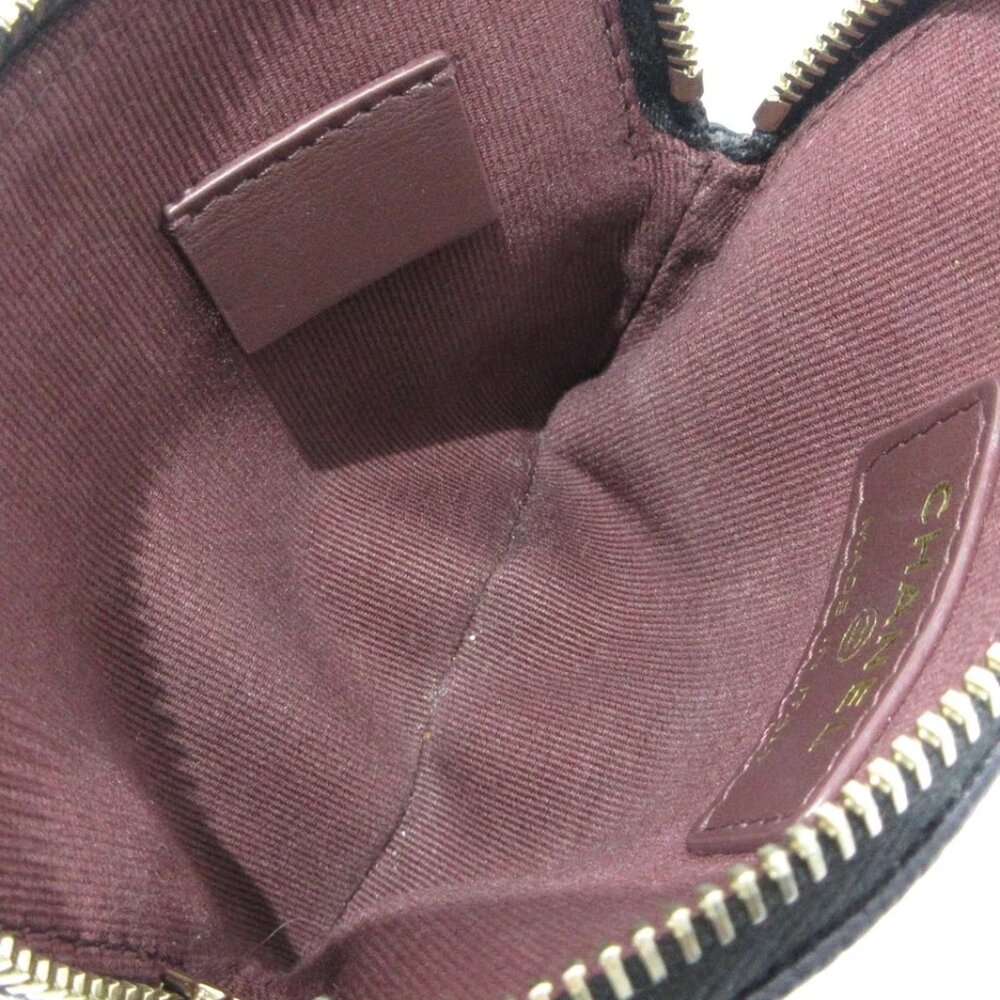 CHANEL Matelasse Black Calfskin Coin Case Gold hardware 607-051525 - Picture 6 of 7